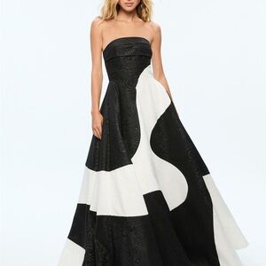 Elegant Black and White Strapless Dress